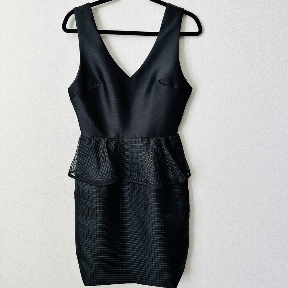 New Camilyn Beth dress